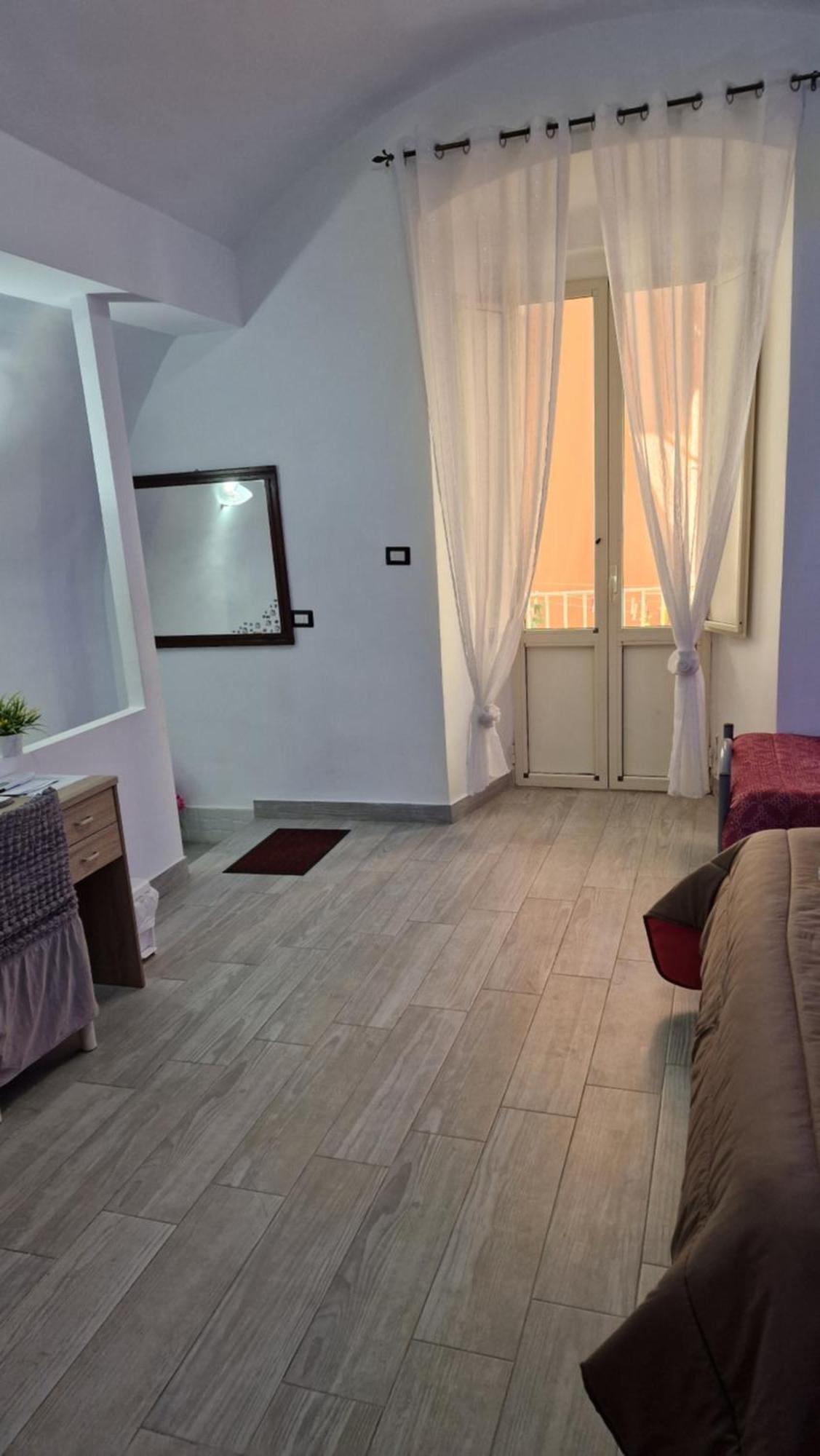 Appartamento Intero Casa Vacanze Espo 나폴리 외부 사진